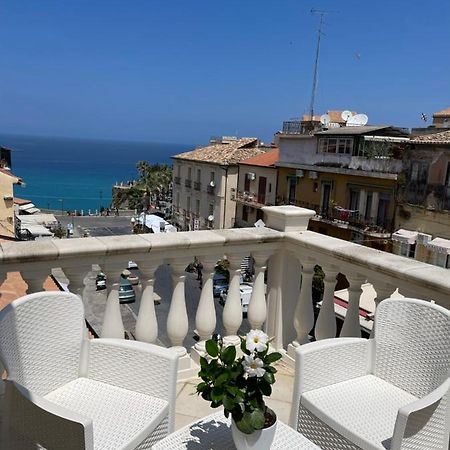 トロペーア Terrazzo Del Borgo Bed & Breakfast エクステリア 写真