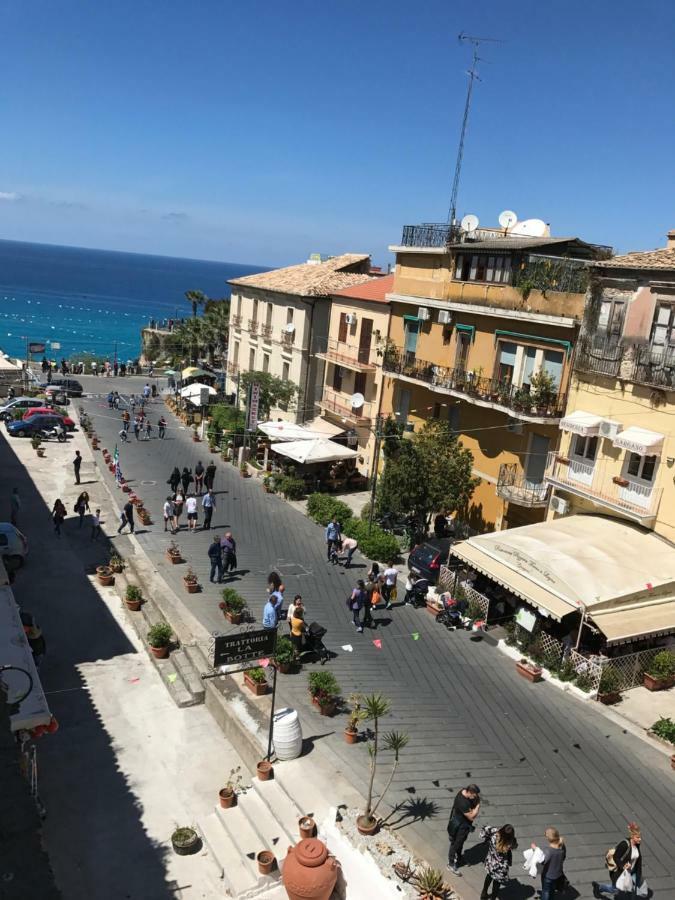 トロペーア Terrazzo Del Borgo Bed & Breakfast エクステリア 写真